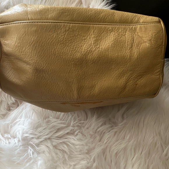 Coach soft leather bag. - Picture 2 of 9